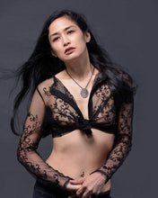 Load image into Gallery viewer, BLADE RUNNER – STERLING SILVER PENDANT WITH ELEGANT 21″ STERLING SILVER CHAIN