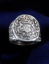 Load image into Gallery viewer, SIGNET RING – STERLING SILVER