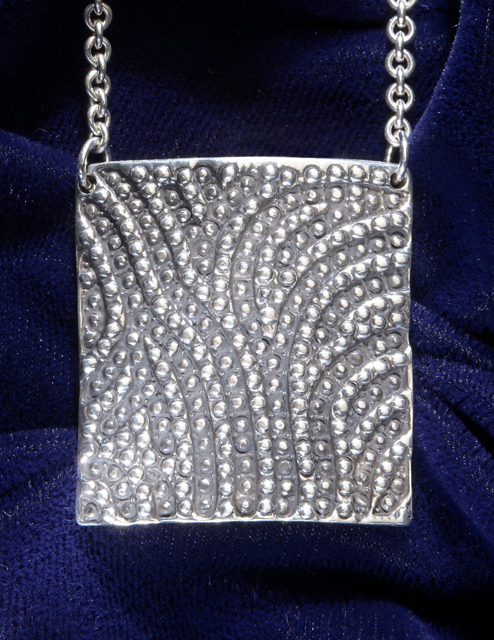 CASCADE – STERLING SILVER PENDANT WITH ELEGANT 21″ STERLING SILVER CHAIN